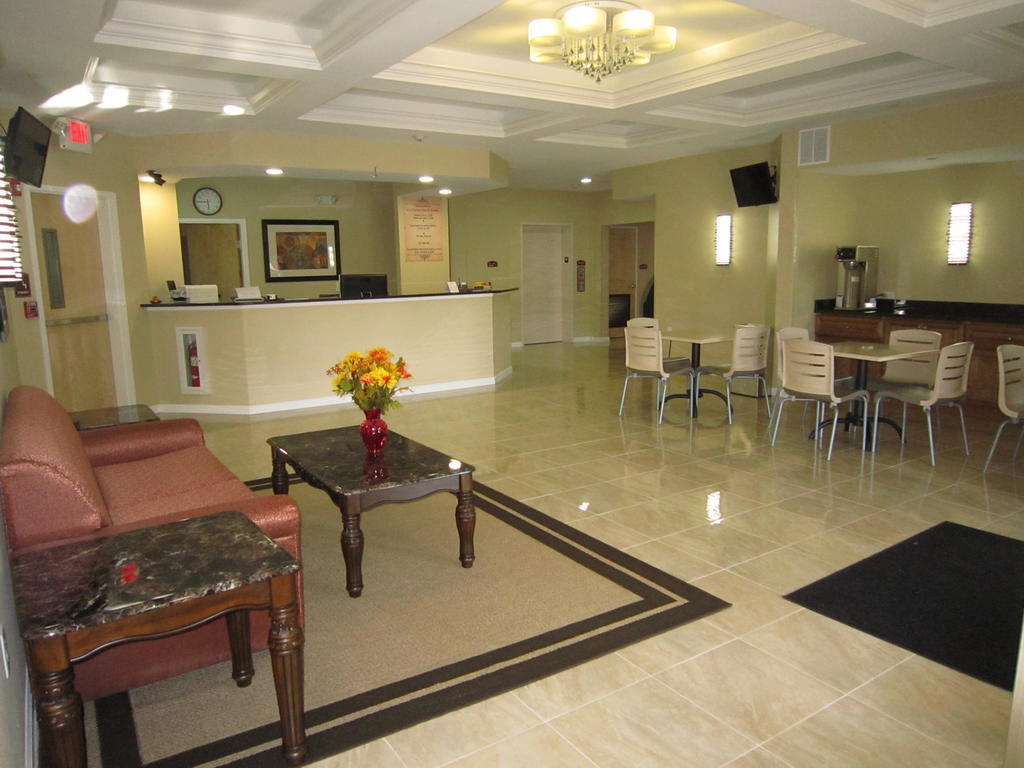 Red Carpet Inn And Suites Monmouth Junction Екстер'єр фото