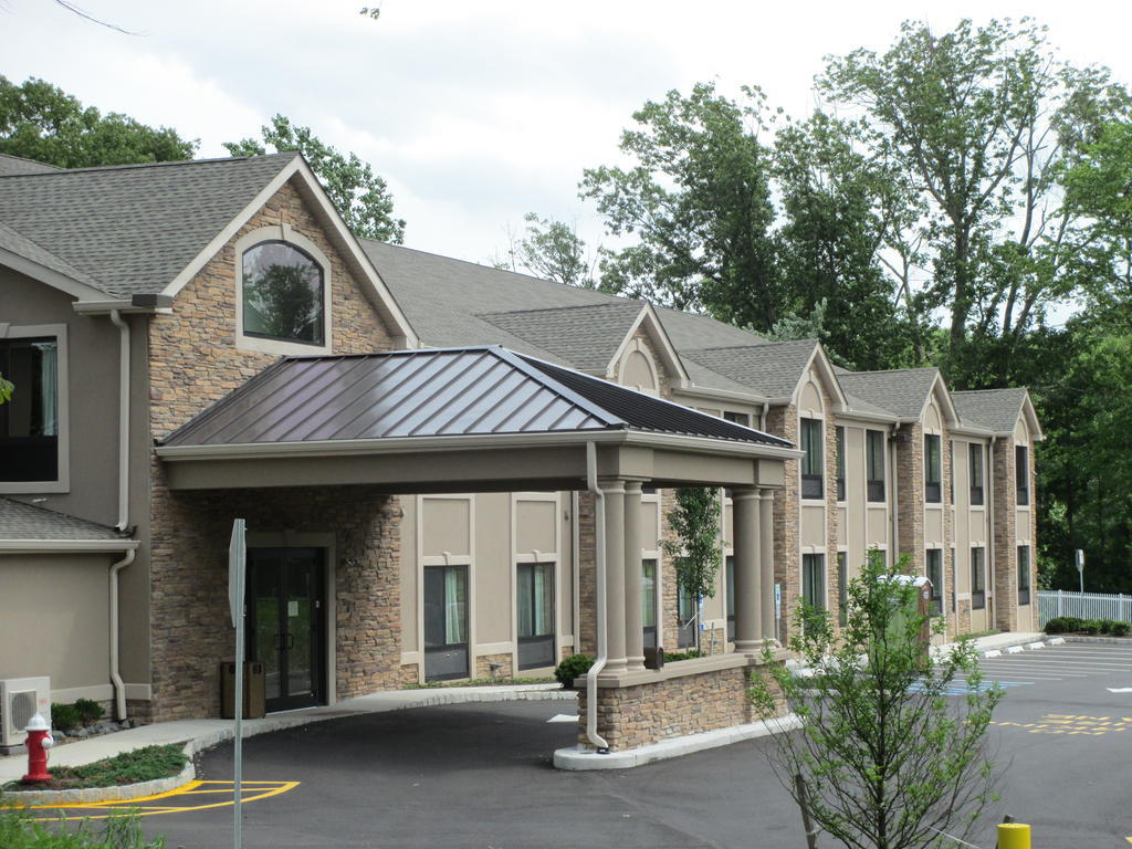 Red Carpet Inn And Suites Monmouth Junction Екстер'єр фото