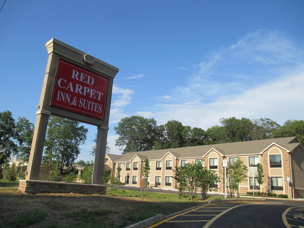 Red Carpet Inn And Suites Monmouth Junction Екстер'єр фото